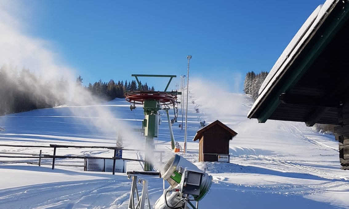 Schneekanonen laufen